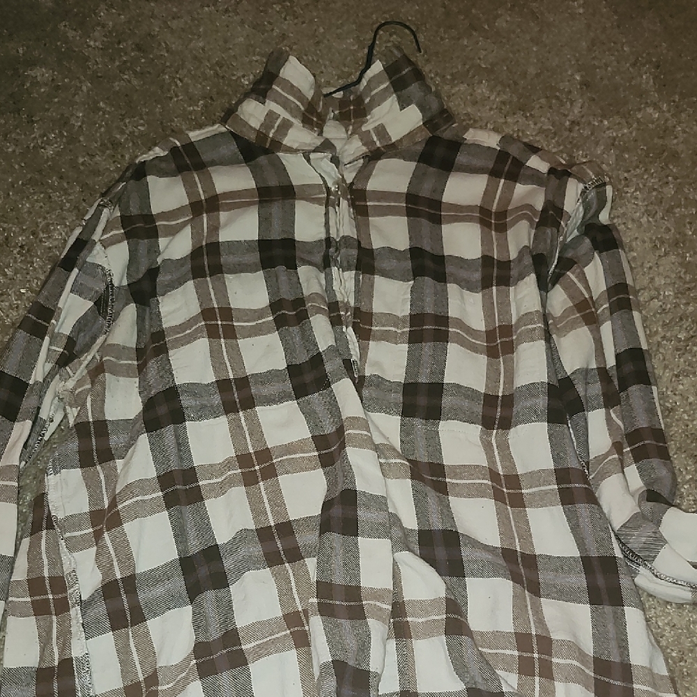 Croft & Barrow Brown and White Casual Button Down Shirt